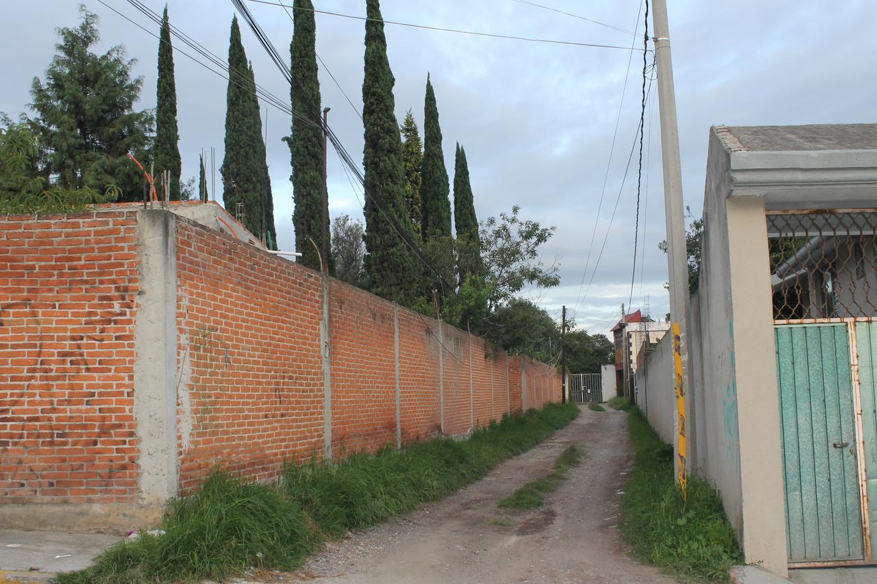 Hotel Las Fumarolas De Don Goyo Чолула Екстериор снимка