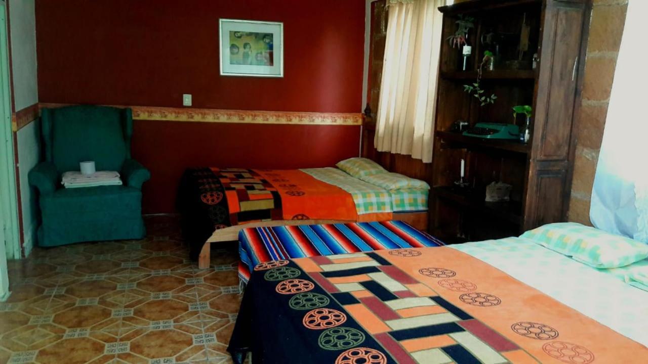 Hotel Las Fumarolas De Don Goyo Чолула Екстериор снимка